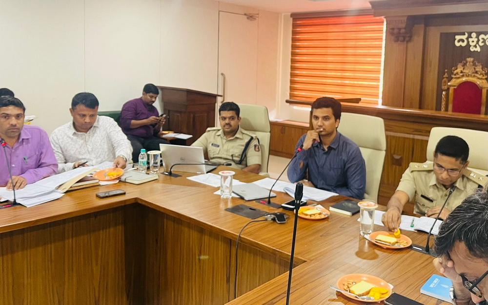 DC directs report on restoring two-way traffic between Clock Tower and State Bank in Mangaluru