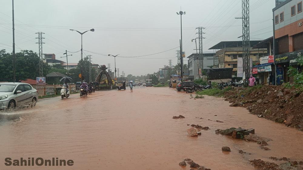 Bhatkal: Torrential rains disrupt normal life; Over 3000 mm rainfall recorded in two months