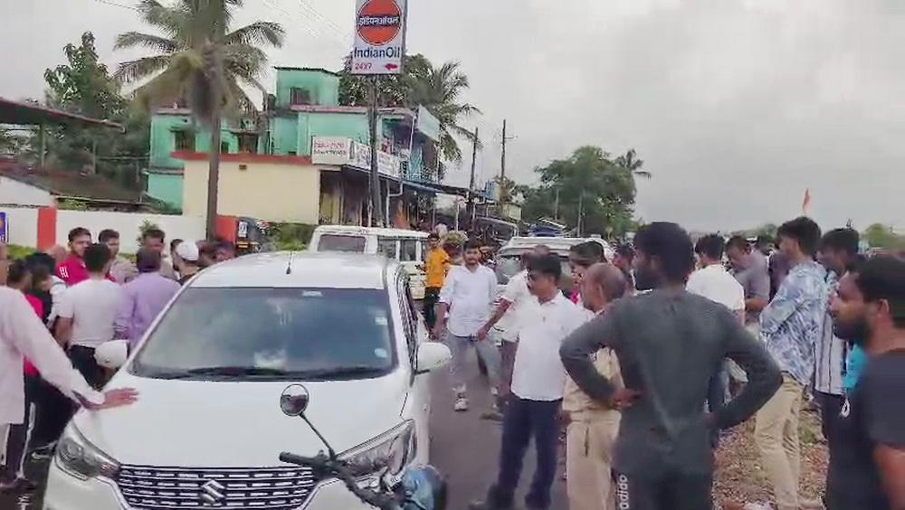 Private car allegedly used as taxi; vehicle handed over to RTO