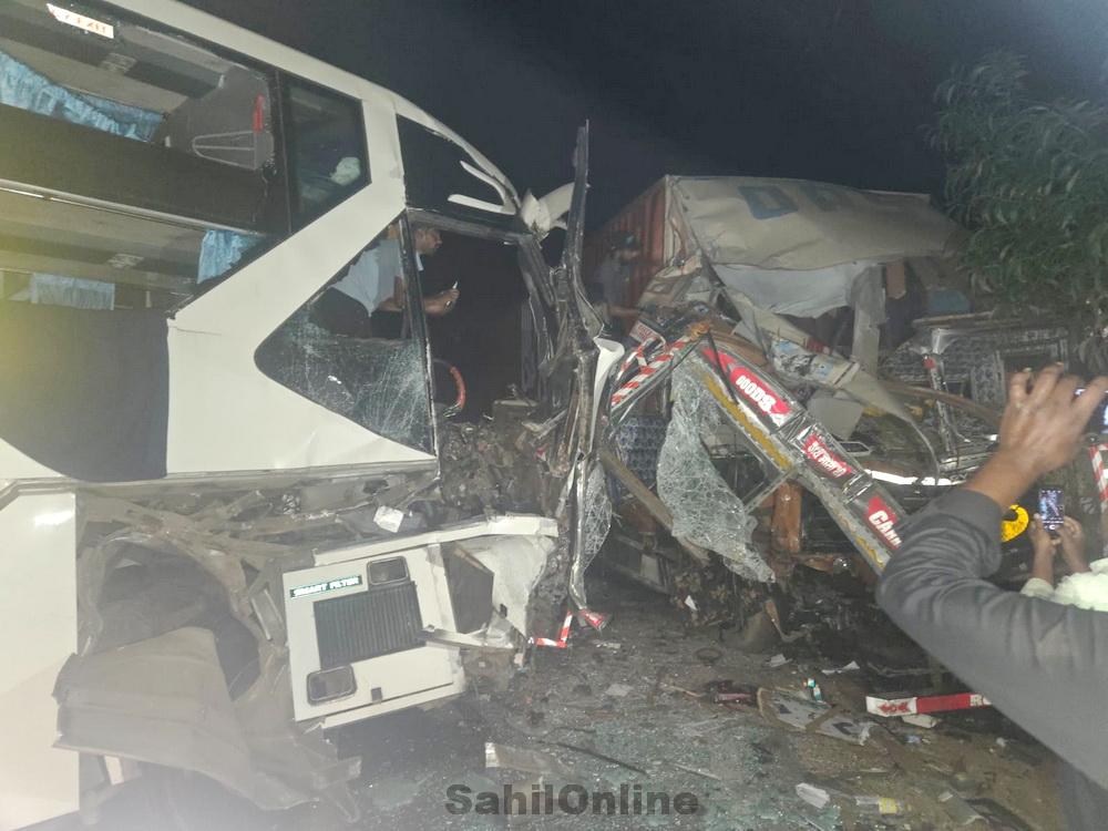 24 injured, eight critical, in three-vehicle collision on NH-52 in Karnataka