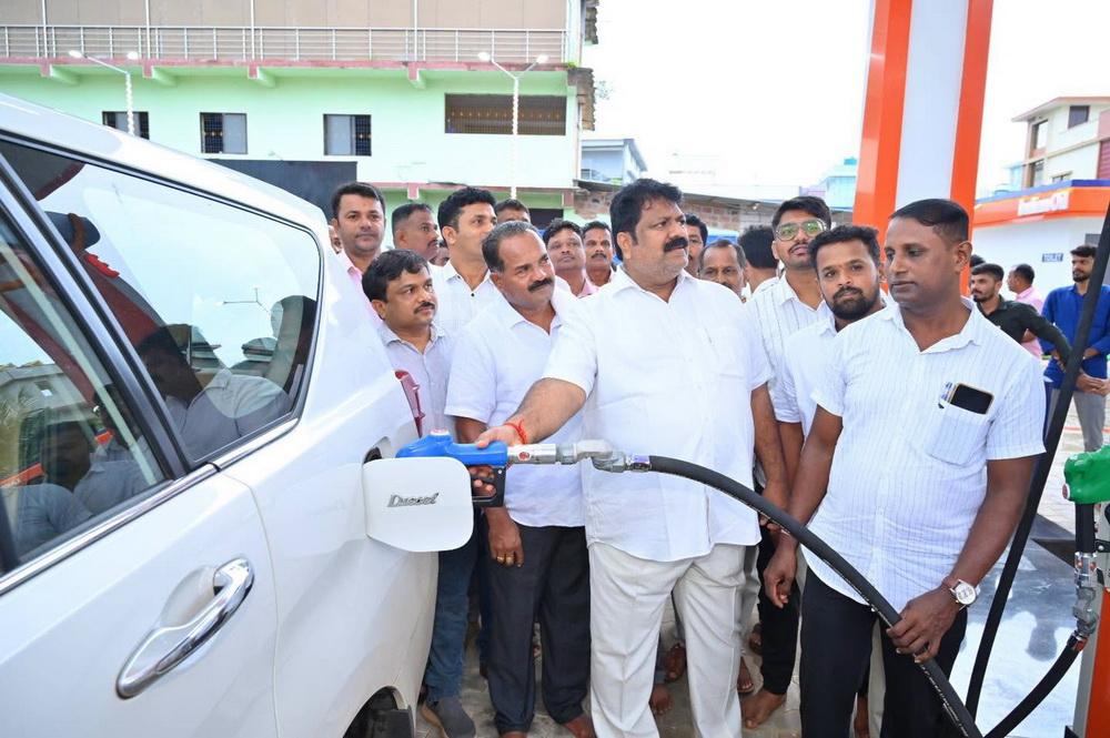 New Indian Oil fuel station inaugurated near Sodigadde Cross in Bhatkal