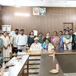 Bhatkal: Tahsildar's office bids farewell to employee after 30 years of service