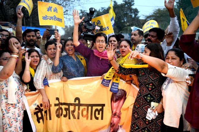 AAP holds meeting on future strategy, decides to launch another ‘Main Bhi Kejriwal’ campaign