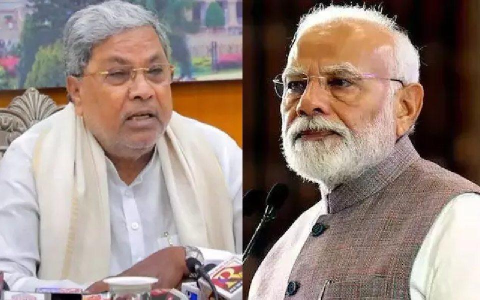 Siddaramaiah hits out at PM Modi over RSS praise in I-Day address