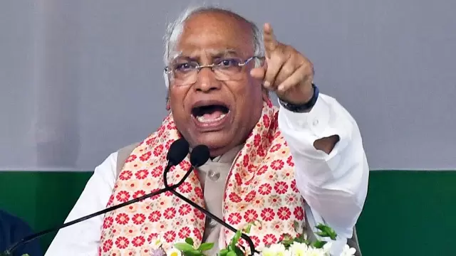 Kharge criticizes RSS-BJP over growing caste-based violence; calls it a threat to Constitution